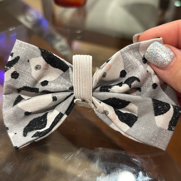 Dog or cat bow tie - Picture 3 of 3